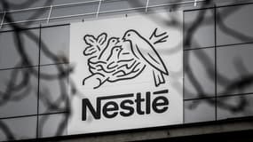 Le géant agroalimentaire suisse a annoncé le départ de Mark Schneider, arrivé en 2017, et qui sera remplacé par le Français Laurent Freixe. Un changement managérial qui pose quelques questions.