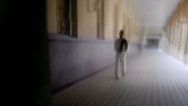 Un homme dans un hôpital psychiatrique de Lyon, en 2006.