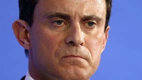 Le minstre de l'Intérieur Manuel Valls a indiqué que des enquêtes étaient en cours afin de retrouver les auteurs des profanations constatées ce week-end sur des sépultures et un lieu de culte musulmans dans le Val-de-Marne et dans le Tarn. /Photo prise le