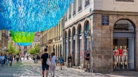 La rue des Estrées, en centre-ville de Rennes (Ille-et-Vilaine).