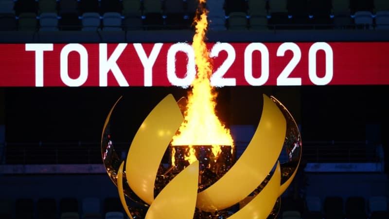 La vasque olympique brule au Stade Olympique a la fin de la ceremonie d ouverture des Jeux de Tokyo le 23 juillet 2021 1072865
