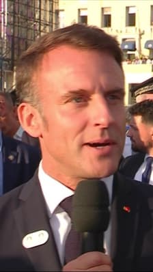 Flamme olympique: "Je suis heureux d'être là avec les Marseillaises et les Marseillais", déclare Emmanuel Macron