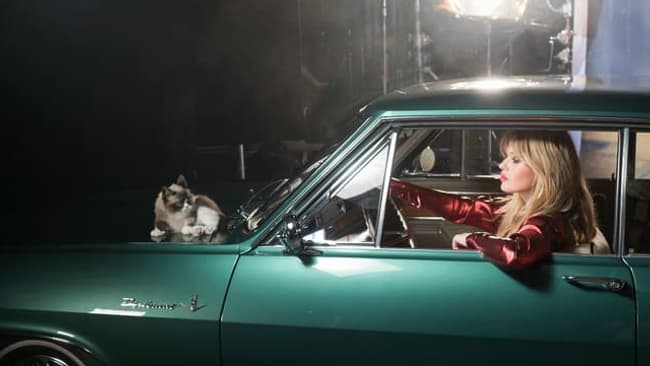 Calendrier Opel 2017 avec "Grumpy Cat" Calendrier Opel 2017 avec "Grumpy Cat"