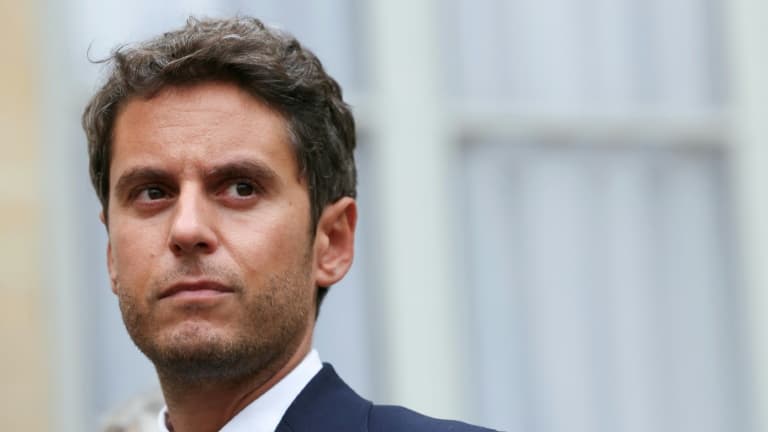 Le secrétaire général du parti Renaissance, Gabriel Attal, après sa rencontre avec le Premier ministre François Bayrou à l'hôtel de Matignon, le 2 septembre 2025, à Paris