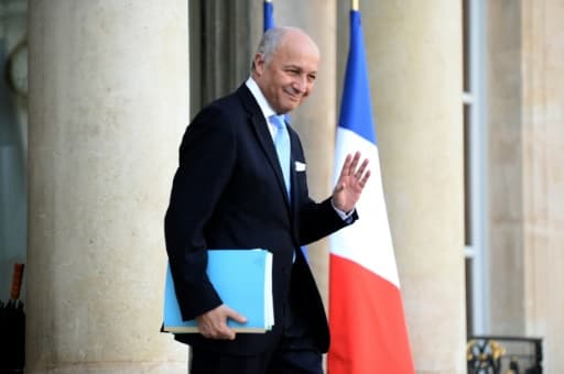Laurent Fabius à la sortie du conseil des ministres le 10 février 2016 à l'Elysée à Paris Laurent Fabius à la sortie du conseil des ministres le 10 février 2016 à l'Elysée à Paris