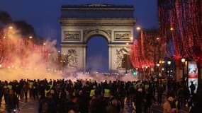 Les gilets jaunes avaient particulièrement ciblé le quartier des Champs-Elysées.