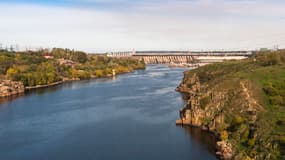 Huit missiles russes ont touché la plus grande centrale hydroélectrique d'Ukraine, située sur le fleuve Dniepr, DniproHES, le 22 mars 2024.