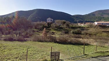 Les faits se sont déroulés dans une ferme du village de Saint-Florent-sur-Auzonnet, près d'Alès.