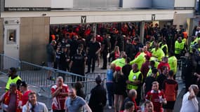 Des supporters avant la finale de la Ligue des champions Liverpool-Real