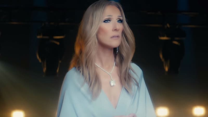 Céline Dion dans le clip "Ashes"