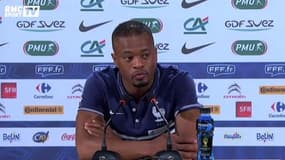 Football / Equipe de France / Evra s'aime - 18/06
