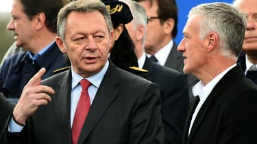 Le secrétaire d'État Thierry Braillard (ici en compagnie de Didier Deschamps) a copiloté le projet.