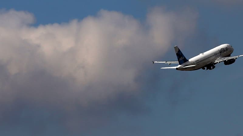 Un avion décolle à l'aéroport JFK, à New York. (photo d'illustration)