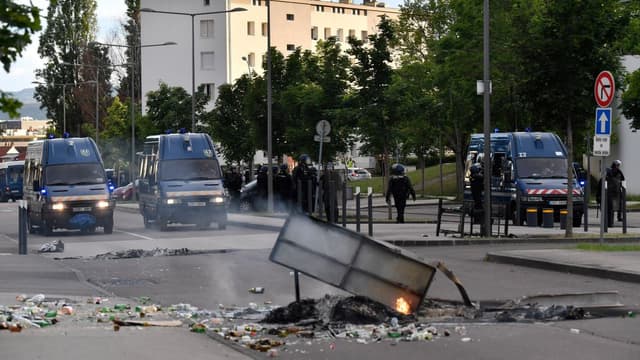 Violences à Dijon: pourquoi Youssef a "défendu son quartier"