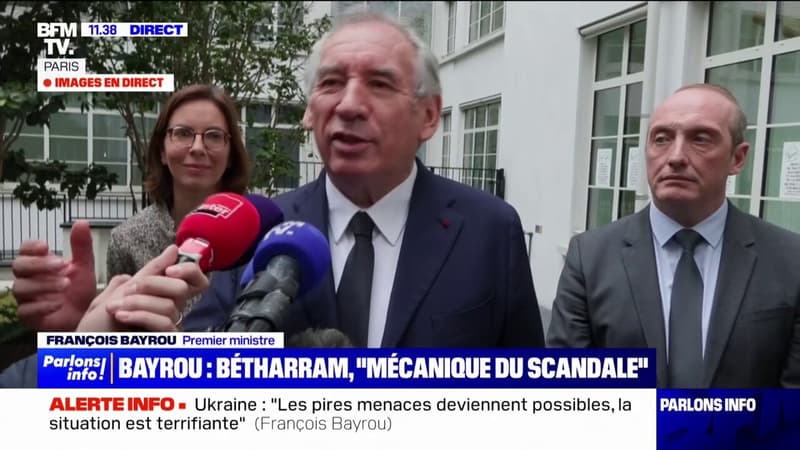 Motion de censure du PS: François Bayrou ne considère pas que le Parti socialiste 