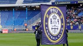 Le logo du Pau FC.
