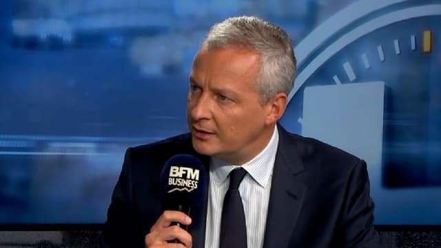 Bruno Le Maire juste avant son intervention devant le patronat