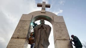 Le monument devra quitter le domaine public