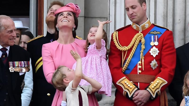 Kate, William et leurs enfants George et Charlotte, au balcon de Buckingham, le 17 juin 2017.