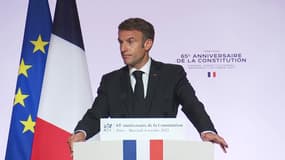 Emmanuel Macron: "J'ouvrirai ce chantier de la nouvelle étape de décentralisation" 