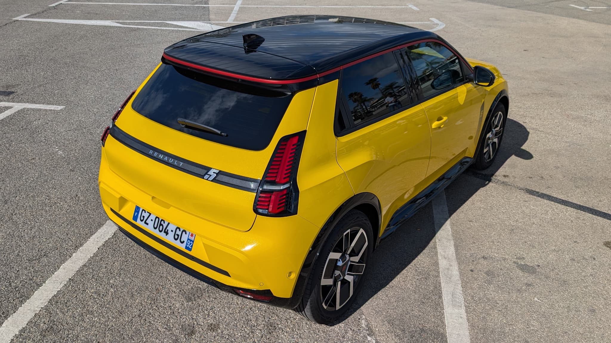 L'arrière de la nouvelle Renault 5.
