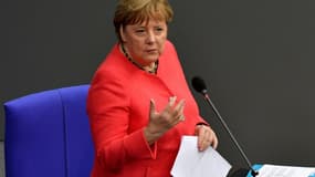 La chancelière allemande Angela Merkel s'adresse au Bundestag, le 1er juillet 2020