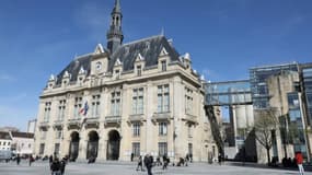 La mairie de Saint-Denis, le 6 avril 2018