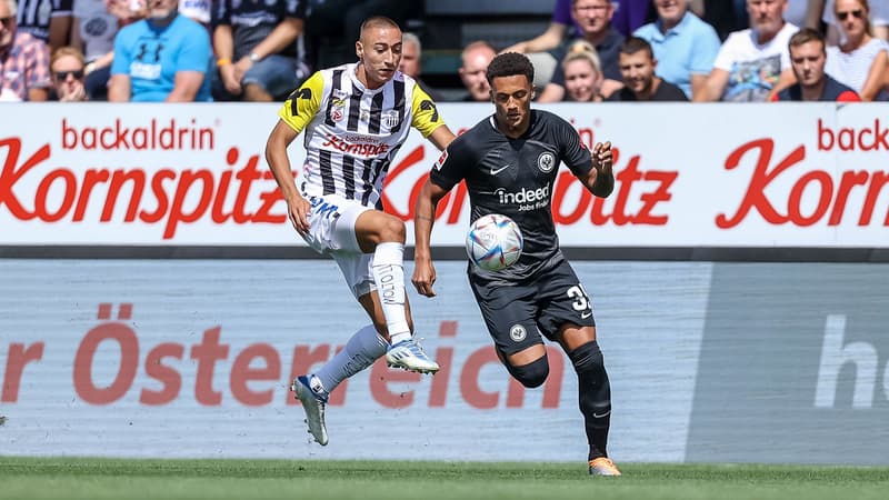 Marin Ljubicic avec le LASK contre l'Eintracht Francfort