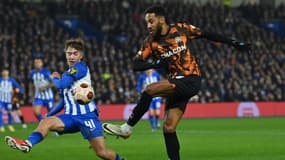 L'attaquant de l'OM Pierre-Emerick Aubameyang face à Brighton 