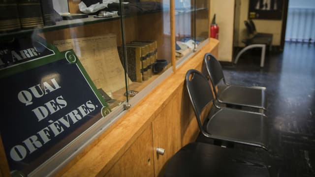 Bureau de la Direction régionale de police judiciaire de Paris