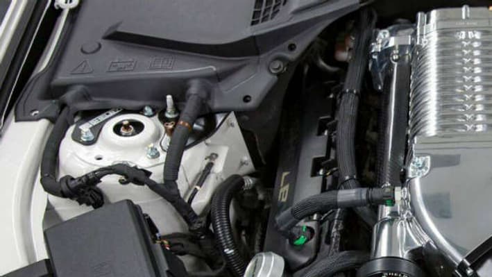 Avec l'ajout d'un autre compresseur, le moteur de cette Super Snake peut atteindre les 750 chevaux. Avec l'ajout d'un autre compresseur, le moteur de cette Super Snake peut atteindre les 750 chevaux.