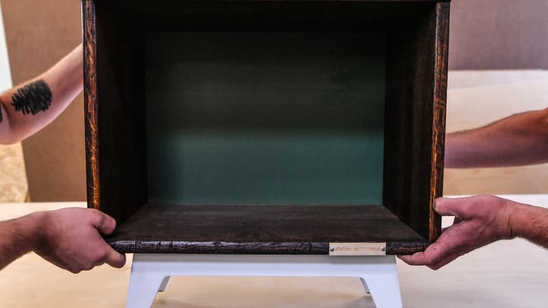 Un meuble fabriqué par Emmaüs Atelier entre au Mobilier national.