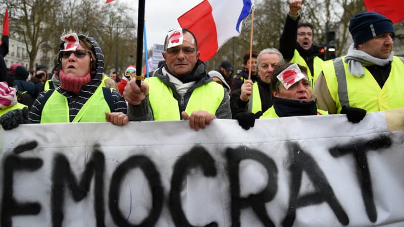 Manifestation de gilets jaunes.