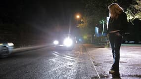 "Pour l'aire toulonnaise, il y avait entre 200 et 300 gamines, adolescentes qui se prostituaient", explique Claude Ardid a co-écrit le livre-enquête "À cœurs perdus, enquête sur la prostitution des mineures".