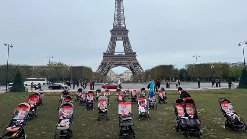 Les poussettes photographiées ce jeudi matin par le CRIF