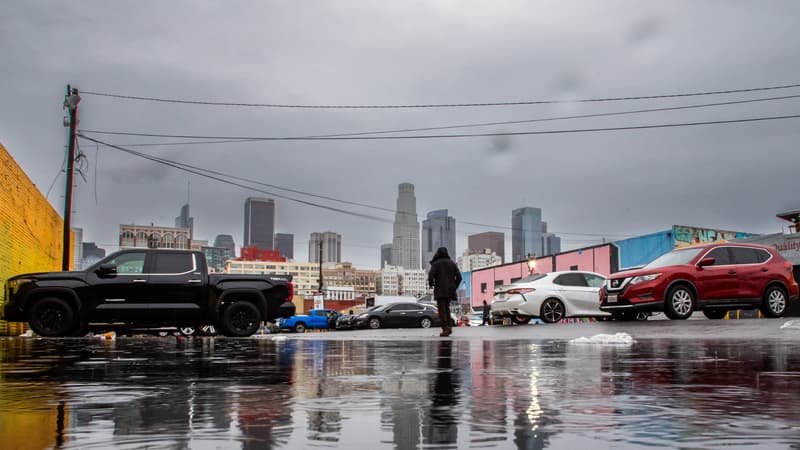 "Des crues soudaines": Los Angeles placée en alerte maximale face au risque d'inondations pour Noël