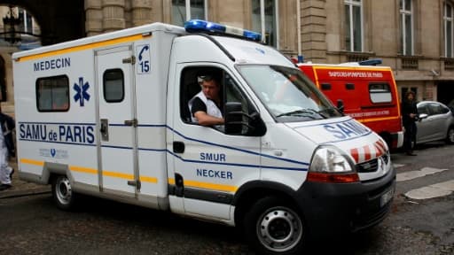 AMBULANCE à Paris