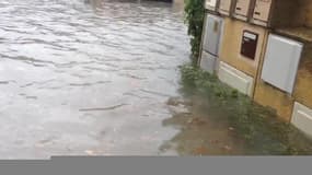 Inondation à Aigues-Mortes - Témoins BFMTV