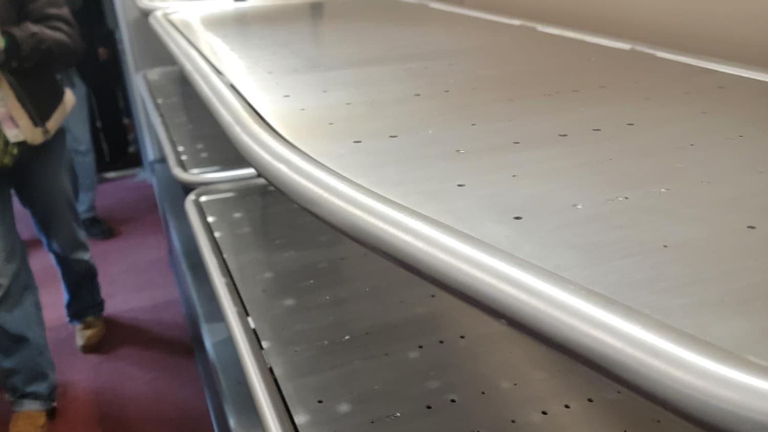 Le rack à bagages du nouveau TGV M