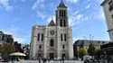 En 1846, la flèche de la basilique Saint-Denis a été démontée, fragilisée par les éléments.