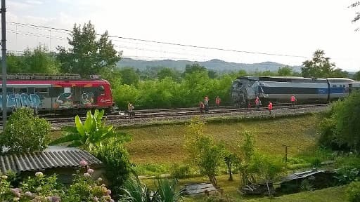 La collision entre le TGV et le TER s'est produite à Denguin, tout près de Pau.