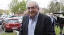 A une semaine du second tour de l'élection présidentielle française, Dominique Strauss-Kahn resurgit dans la campagne, suscitant l'embarras du Parti socialiste et donnant une arme nouvelle à Nicolas Sarkozy face au favori François Hollande. /Photo prise l