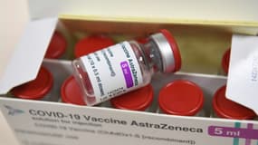 Image d'illustration - Un flacon de vaccin AstraZeneca.
