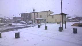 Neige à Geay, dans les Deux-Sèvres - Témoins BFMTV
