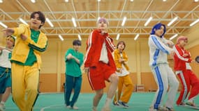 Le groupe BTS dans le clip "Butter"