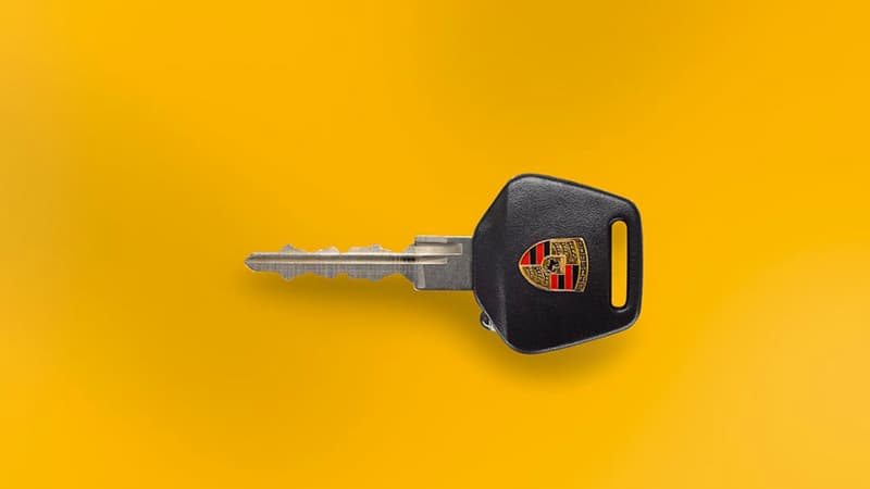 Cette clé appartient à un modèle Porsche, certes, mais lequel? Testez vos connaissances dans notre quizz inédit!