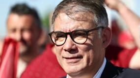 Olivier Faure le 1er mai 2025 à Dunkerque, dans le Nord. (Photo d'archive)