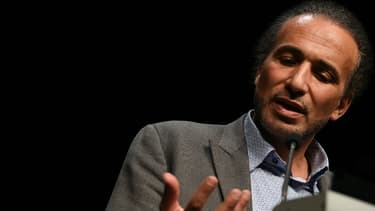 Tariq Ramadan lors d'une conférence à Bordeaux le 26 mars 2016