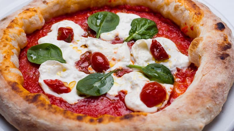 Le record du monde de la plus grande pizza a été battu aux États-Unis