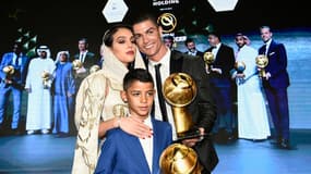Georgina Rodríguez, Cristiano Ronaldo et Ronaldo Jr en 2019